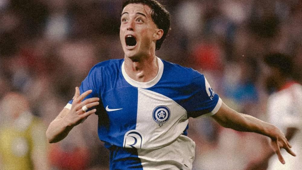 خافيير بونار يسجل رقماً قياسياً في ظهوره الأول مع أتلتيكو مدريد