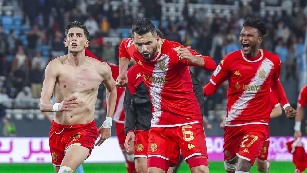 الوداد الأكثر تحقيقا للانتصار بين الخمسة الأوائل في سلم ترتيب البطولة