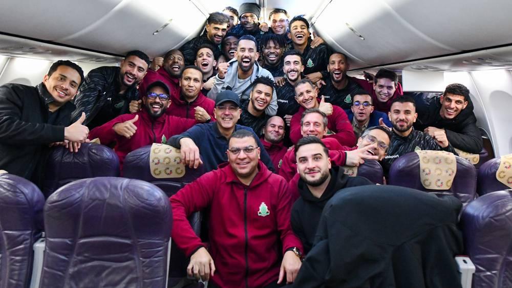 بعثة الجيش الملكي تعود إلى الرباط وسانتوس يمنح راحة للاعبيه قبل الاستعداد لمباراة نهضة بركان في الدوري