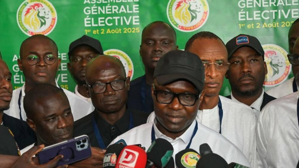 16 عضوا داخل الاتحاد السنغالي يتّهمون رئيسهم عبد الله فال بالفساد المالي بسبب مكافآت "كان 2025"