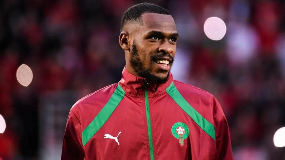 عيسى ديوب عن سبب اعتماده على طاهٍ خاص: "أفضل نظاما غذائيا صحيا على شراء سيارة فاخرة"