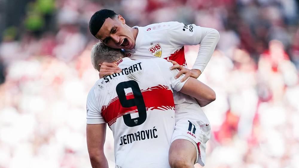 ديميروفيتش (لاعب شتوتغارت) مشيدا بالخنوس: "العرضية التي أرسلها لي ضد فيردر بريمن كانت رائعة"