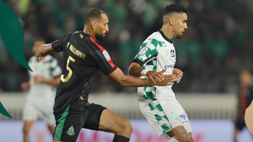 بو الفايد يقود كلاسيكو الجيش الملكي والرجاء وشرحبيل في غرفة "الفار"