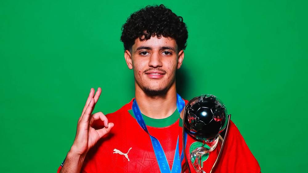 باعوف: "أود الذهاب لكأس العالم فهذا حلم كل لاعب شاب"