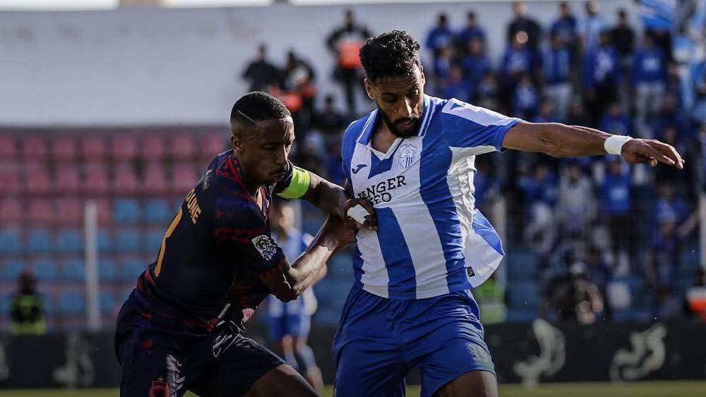 اتحاد طنجة يقلب الطاولة ويفوز على أولمبيك آسفي (1-2)