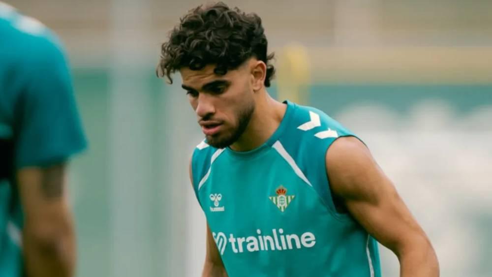 40 مليون يورو كحد أدنى.. ريال بيتيس يحدد شروطه لرحيل الزلزولي خلال الميركاتو الصيفي