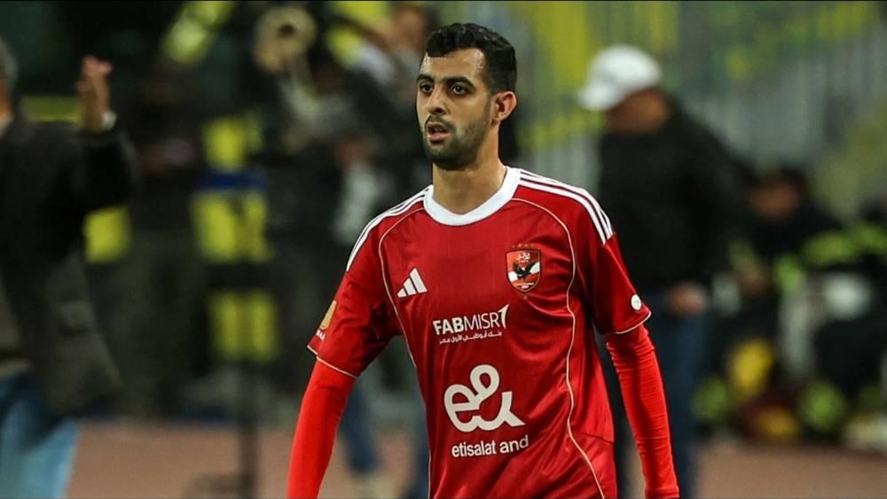 طبيب الأهلي: “بلعمري تعافى من إصابته بمزق في العضلة الضامة وعاد إلى التدريبات”