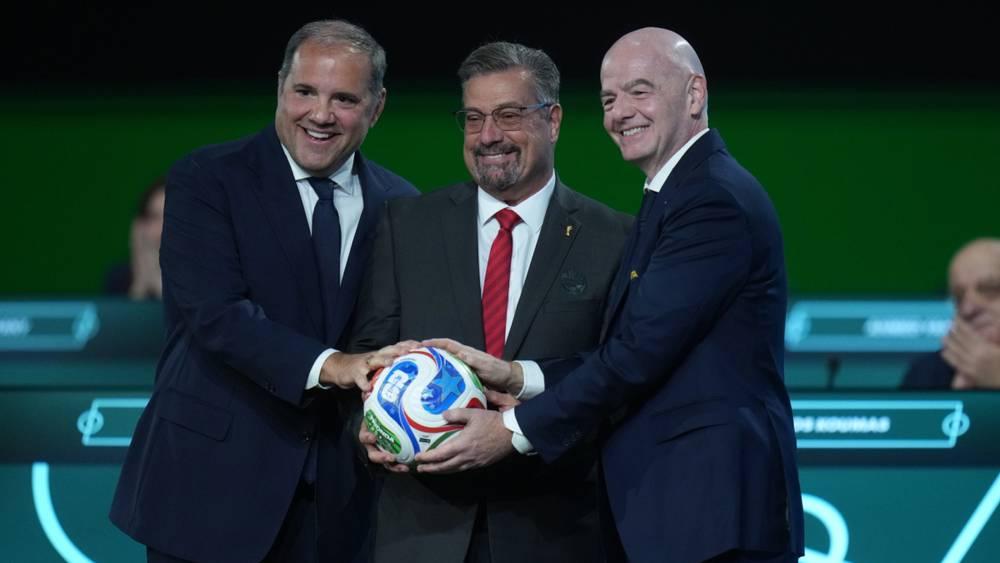 فيفا يواصل مفاوضات حقوق بث مونديال 2026 في الصين والهند قبل أسابيع من الانطلاق