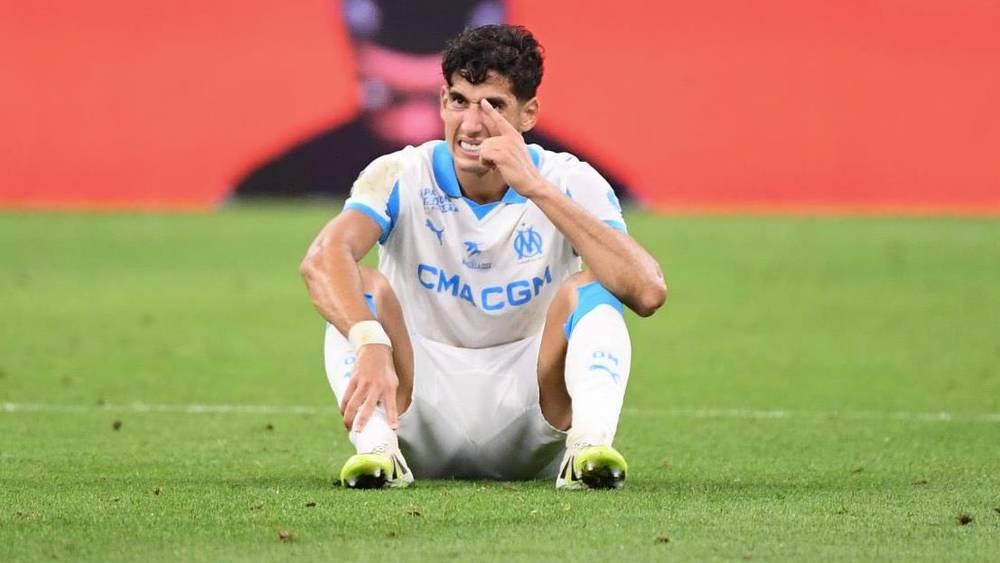 مارسيليا يعلن سفر أكرد إلى المغرب لمواصلة برنامج إعادة التأهيل بتنسيق مع الطاقم الطبي للمنتخب
