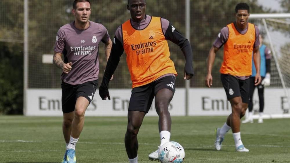 ريال مدريد يواجه برشلونة بسبعة غيابات مؤكدة في موقعة الكلاسيكو