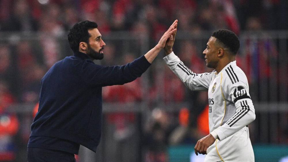 أربيلوا: "مبابي بذل جهداً كبيراً للعب مع ريال مدريد وقام بتضحيات كثيرة لتحقيق حلمه"