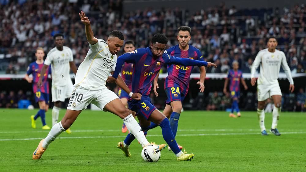 برشلونة يستقبل ريال مدريد في كلاسيكو حسم لقب الدوري الإسباني بكامب نو