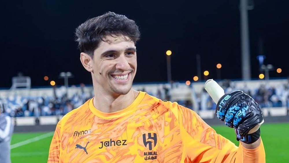 ياسين بونو يتوج بجائزة أفضل تصدٍ في الجولة 32 من دوري روشن السعودي