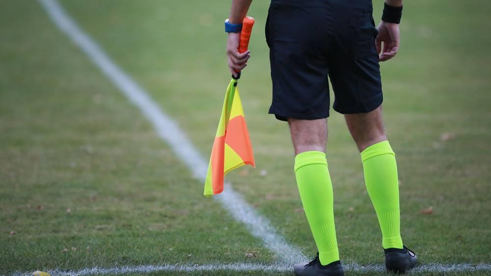 كأس العرش/ العاطيفي حكما لمباراة الرجاء وشباب المسيرة وأضرضور في غرفة "الفار"