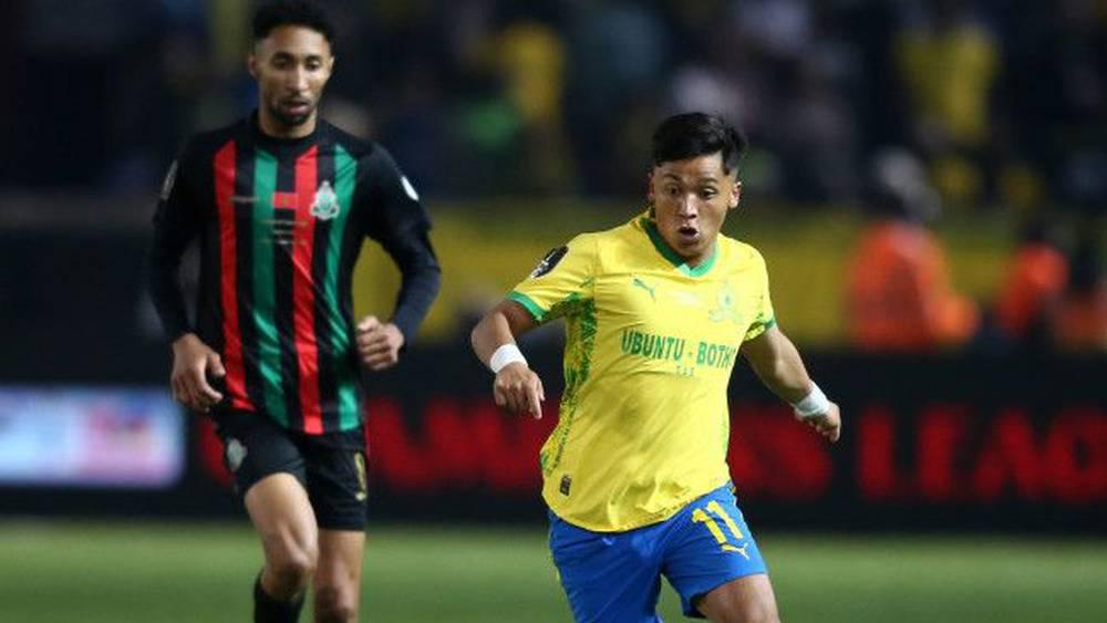 أليندي (لاعب سان داونز): "لدينا خبرة اللعب في المغرب حيث لعبنا من قبل ضد الوداد والرجاء وواجهنا الجيش الملكي في دور المجموعات العام الماضي"