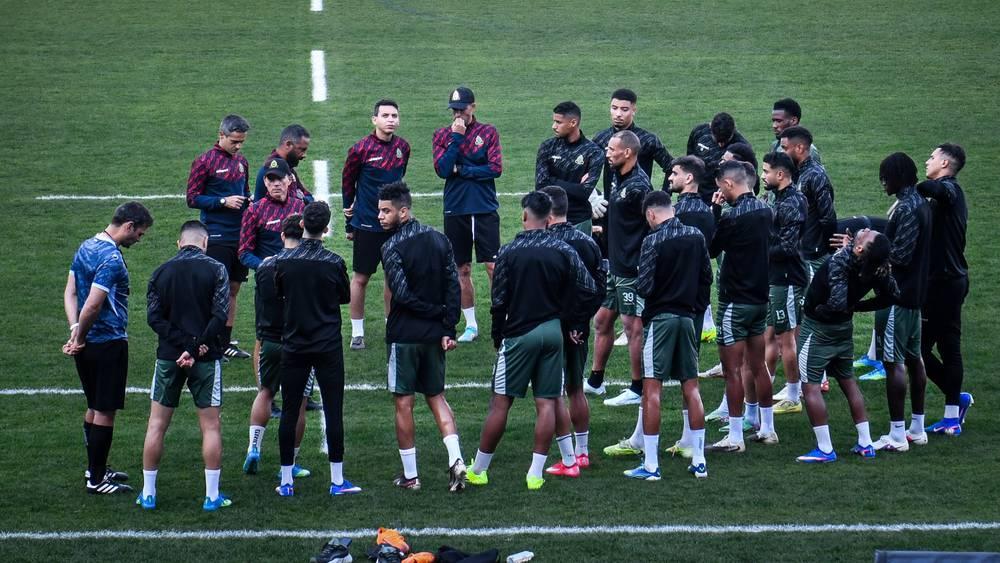 الجيش الملكي يواصل تحضيراته.. برنامج الفريق قبل نهائي "عصبة الأبطال"