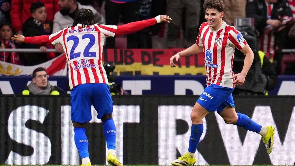 أتلتيكو مدريد ينفي نية بيع جوليان ألفاريز ويصف تقارير انتقاله لبرشلونة بالأكاذيب