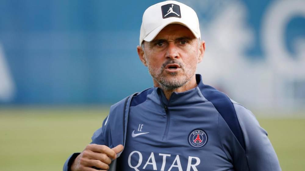 لويس إنريكي يحصد لقب دوري أبطال أوروبا ويصبح المدرب الأكثر تتويجا مع باريس سان جيرمان