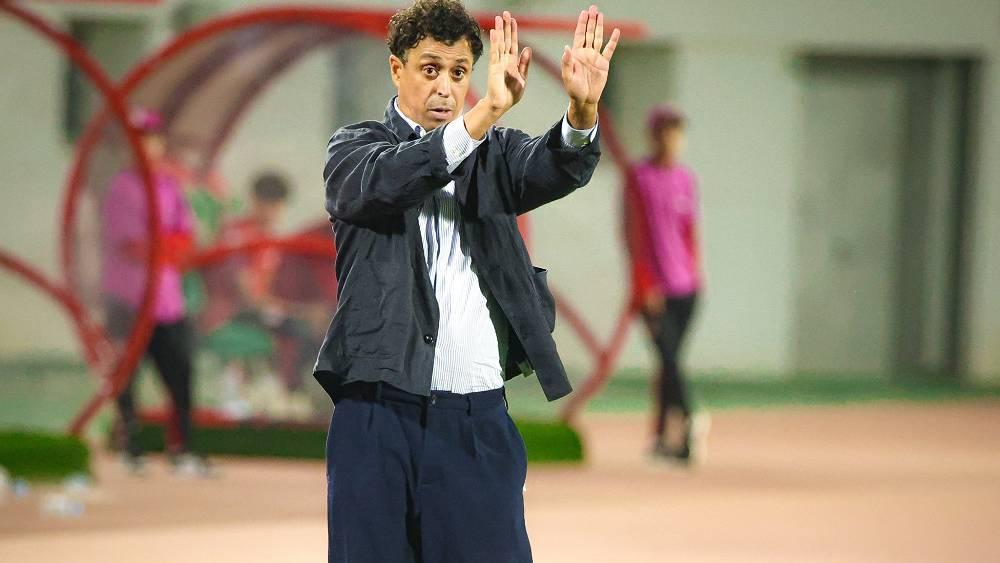 خاص/ الطير في رسالة لجماهير الحسنية بعد التعادل أمام الفتح: "دابَا شجّْعُو اللاعبين وفي الدورة 30 الحساب"