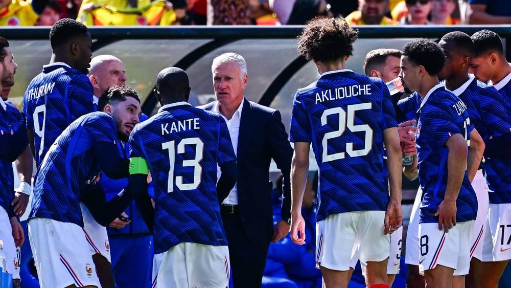 "الفيفا" يعتمد استراحات تبريد لمدة 3 دقائق في كل شوط خلال مباربات كأس العالم 2026