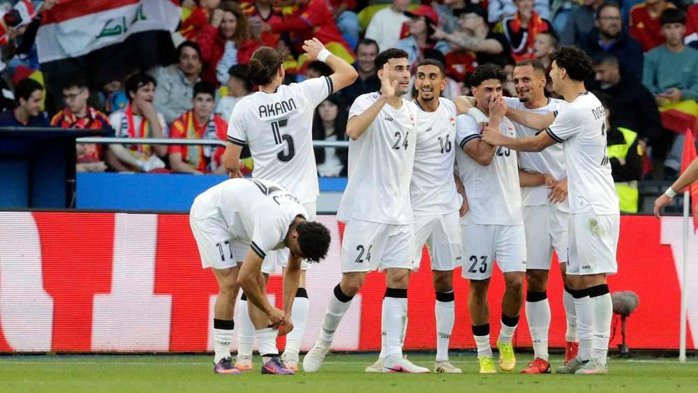 الاتحاد العراقي يطلب من "فيفا" ارتداء القميص الأسود أمام السنغال تزامنا مع ذكرى وفاة الحسين