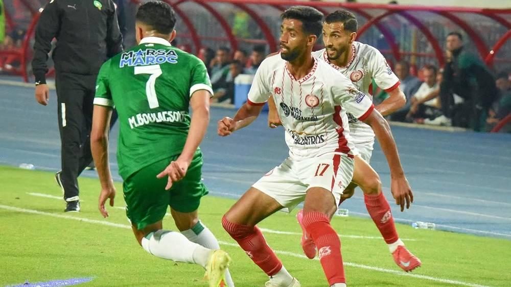 المعطاوي حكما لمباراة الكوكب المراكشي والرجاء والحويضري في غرفة "الفار"