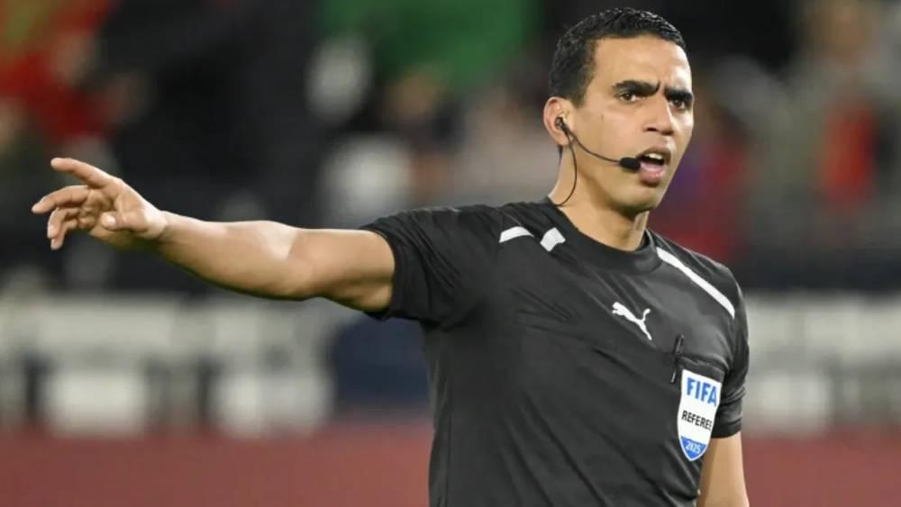 "الفيفا" يعين طاقما تحكيميا مغربيا بقيادة جلال جيد لإدارة مباراة ألمانيا وكوراساو في المونديال