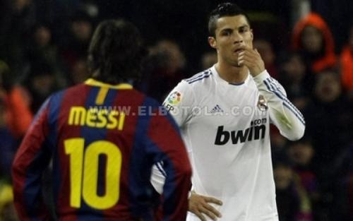 ميسي : لا أعلم سبب حزن رونالدو