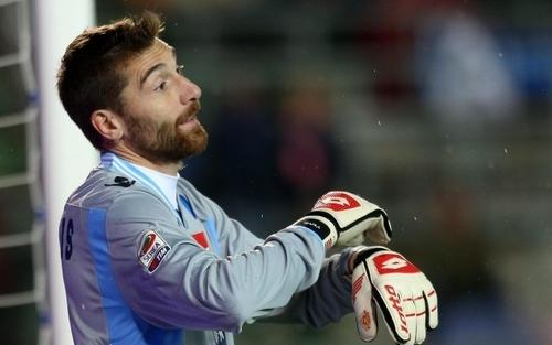 حارس روما: رحيل بنعطية خسارة للفريق