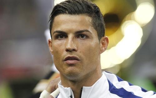 هذا ما قام به رونالدو في حفل عيد ميلاده