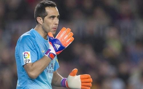 هكذا علق برافو على قرار اليويفا