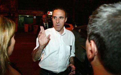 وكيله: نيمار لا يمكنه مغادرة برشلونة