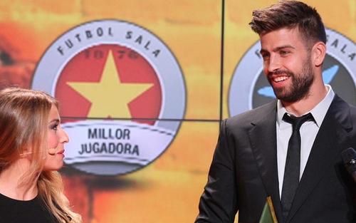 جيرارد بيكيه أفضل لاعب كتالوني