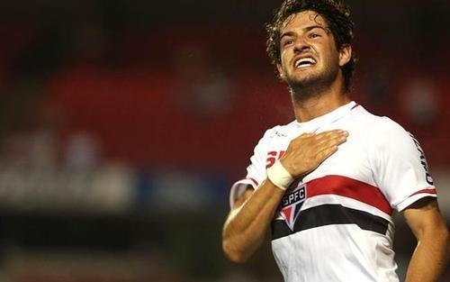 برشلونة يريد باتو في الميركاتو الشتوي