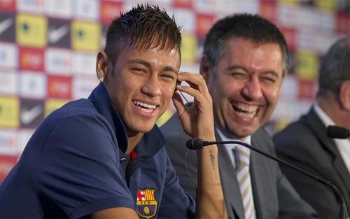 نيمار وبرشلونة يتفاوضان على تجديد العقد في يناير