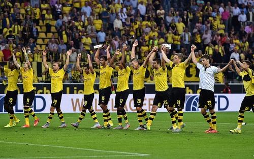 دورتموند يحبط أمال الأندية الساعية لضم نجومه