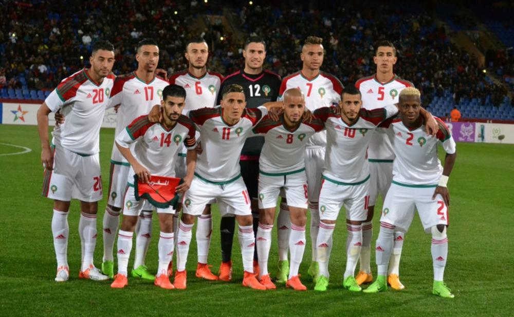 زيارة والدي الحارس بونو في معسكر المنتخب الوطني بمراكش