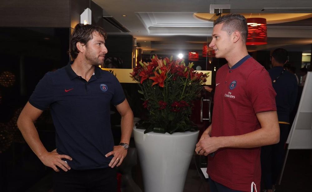 نجم باريس يلتحق بفريقه قبل كأس السوبر بطنجة