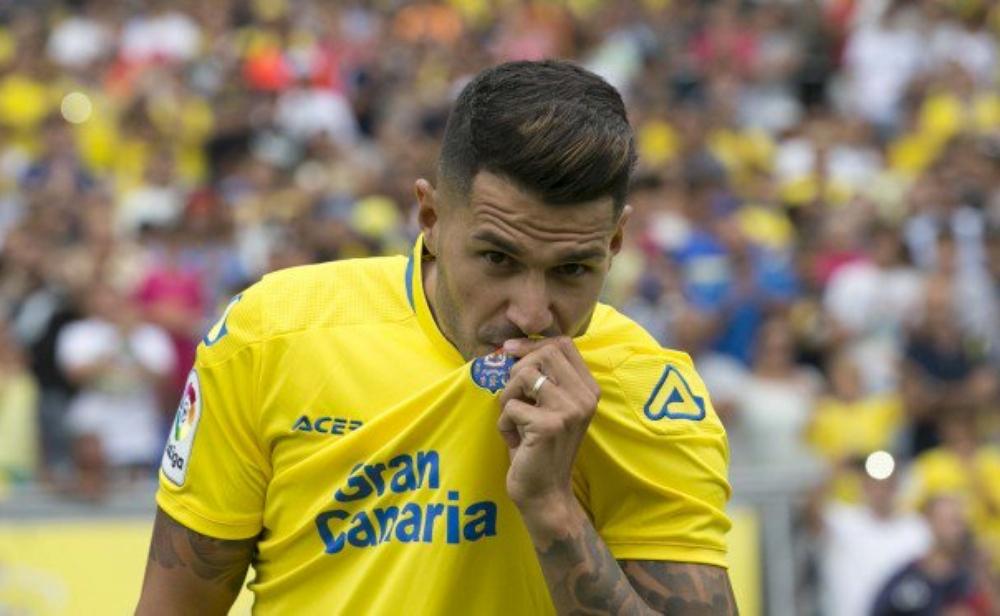 فيتولو جاهز للعب أمام فريقه السابق إشبيلية