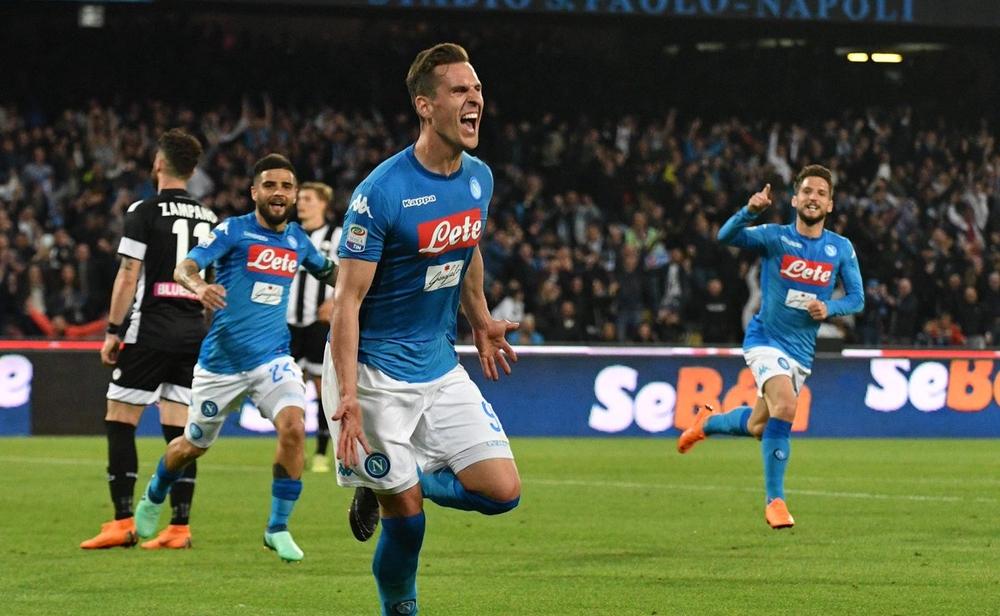 نابولي يقلص الفارق عن يوفنتوس الى 4 نقاط قبل اصطدامهما الأحد