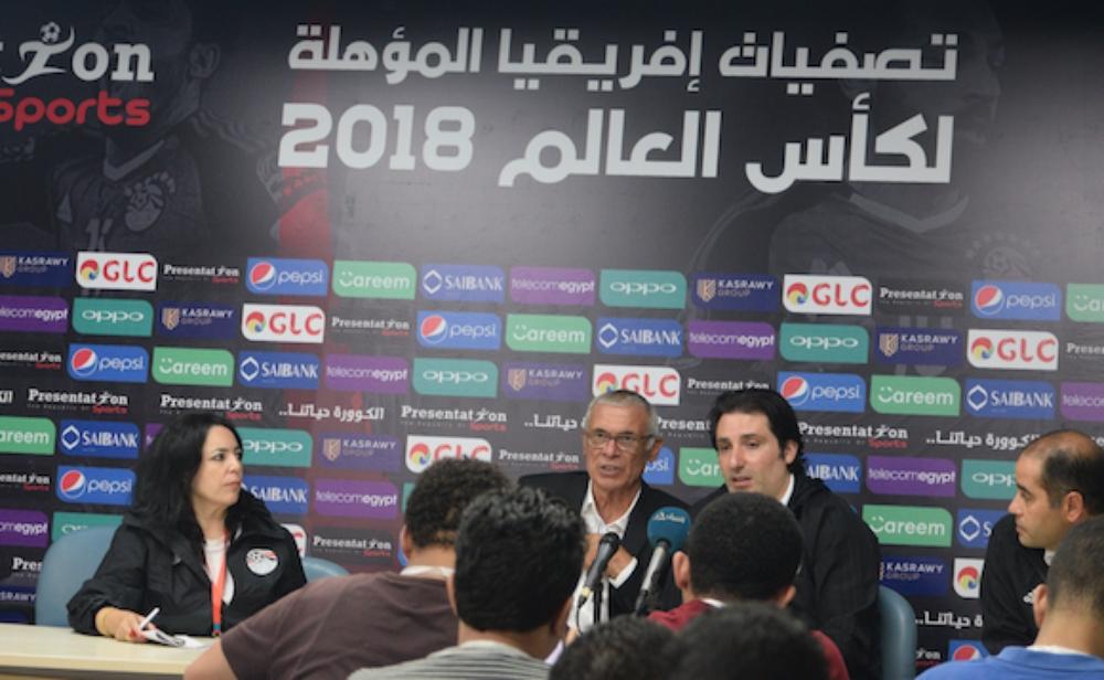 كوبر يَقصف مدرب الأهلي: “عبد الله السعيد له بديل في مصر”