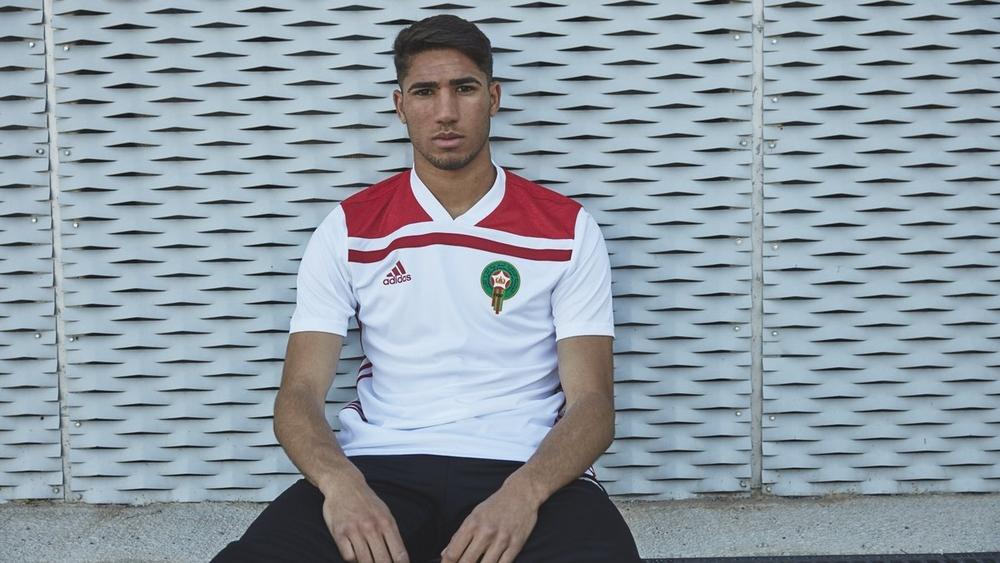 بشكتاش يَنْخرِطُ في السِّباق على خدمات حكيمي