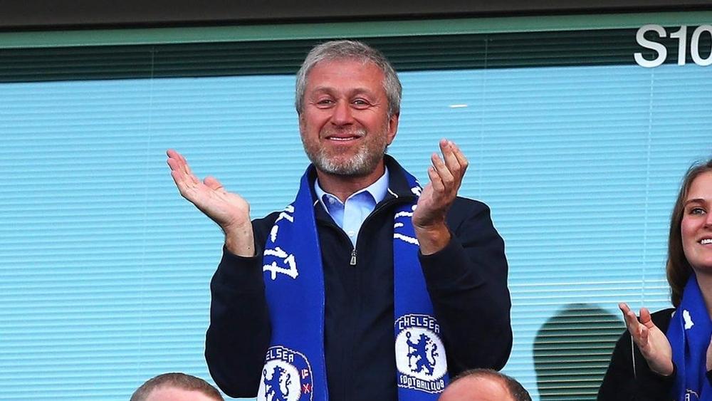 مالك تشيلسي ينهي خلافاته مع البنك الأوروبي