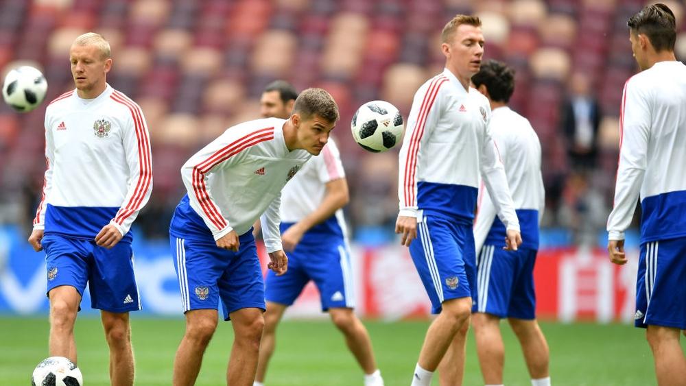 مصير جنوب أفريقيا يطارد روسيا في المونديال