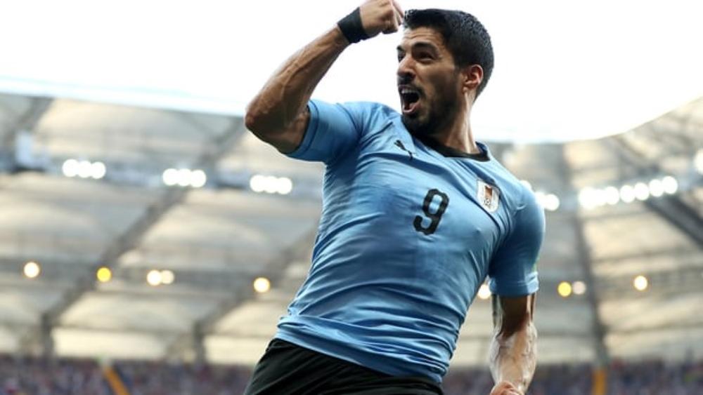 سواريز: لسنا سعداء بما نقدمه في كأس العالم