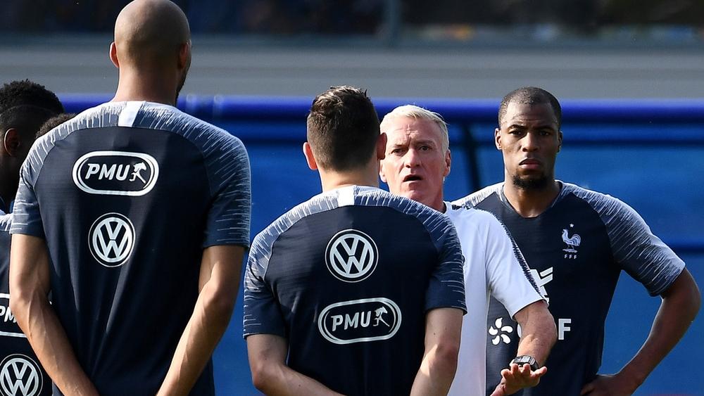 دوري أبطال أوروبا يساند فرنسا في مواجهة بيرو