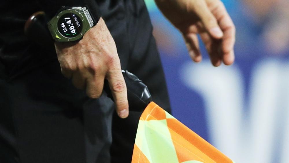 اختيار 12 حكمًا و10 للفيديو في آخر 4 مباريات بكأس العالم