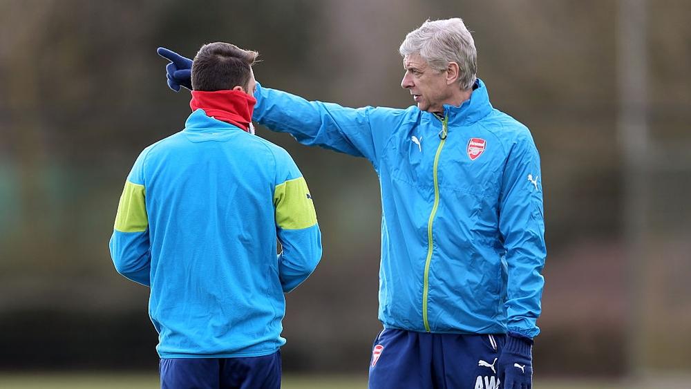 فينجر يوضح سر تواضع أداء أوزيل في المونديال