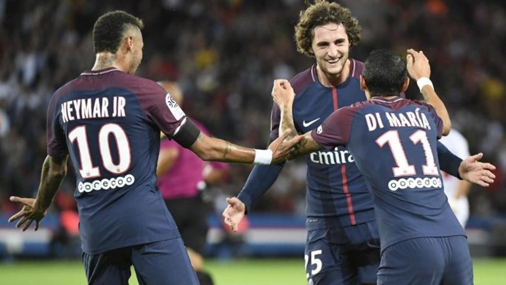 كلام الصحف | رابيو يُقاوم إغراءات باريس من أجل برشلونة