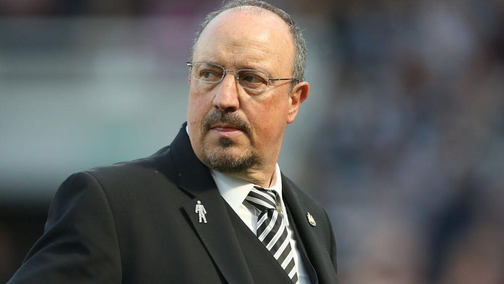 بينيتيز ينتقد تقاعس نيوكاسل في سوق الانتقالات